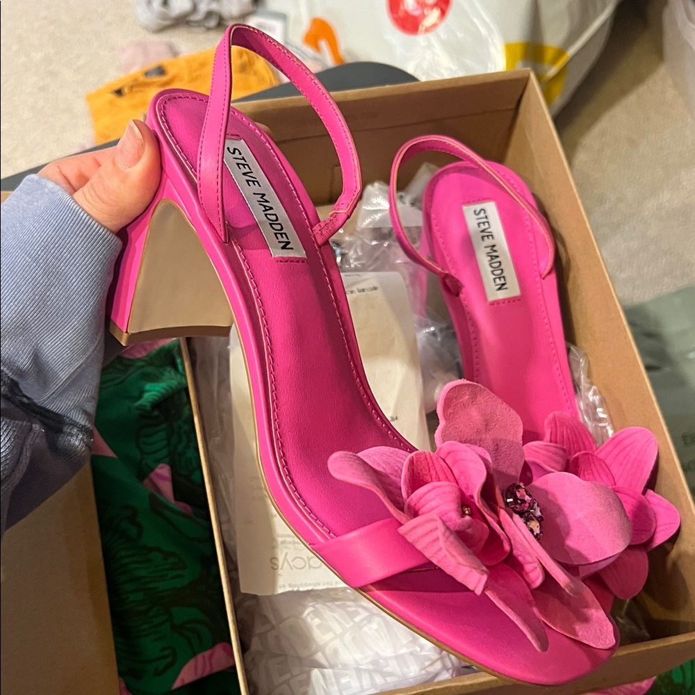 Steve Madden Fuchsia Floral Heels